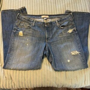 Old Navy Y2K “Boy Cut” Distressed Straight Leg Jeans in Size 18